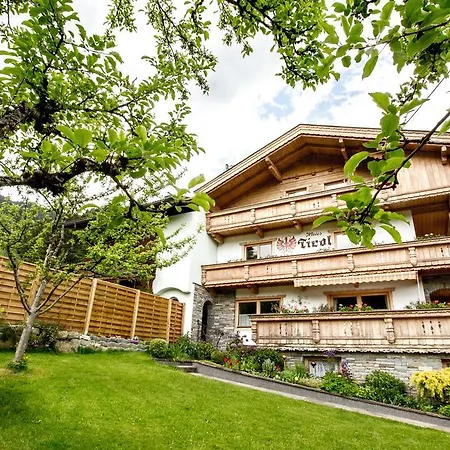 Haus Tirol * Fuegenberg