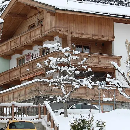 Lägenhet Haus Tirol *